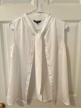 Misook White Sleeveless Tie-Neck Blouse